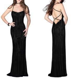 NWT La Femme 24740 Embellished Stretch Lace Strappy Gown in Black Sz. 6